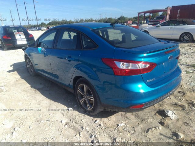 Photo 2 VIN: 1FAHP3F26CL323874 - FORD FOCUS 