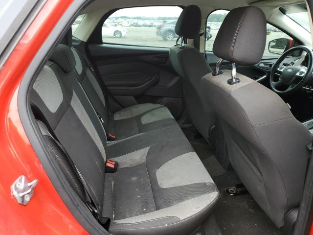 Photo 9 VIN: 1FAHP3F26CL327942 - FORD FOCUS SE 