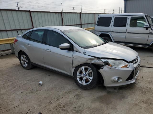 Photo 3 VIN: 1FAHP3F26CL370855 - FORD FOCUS 