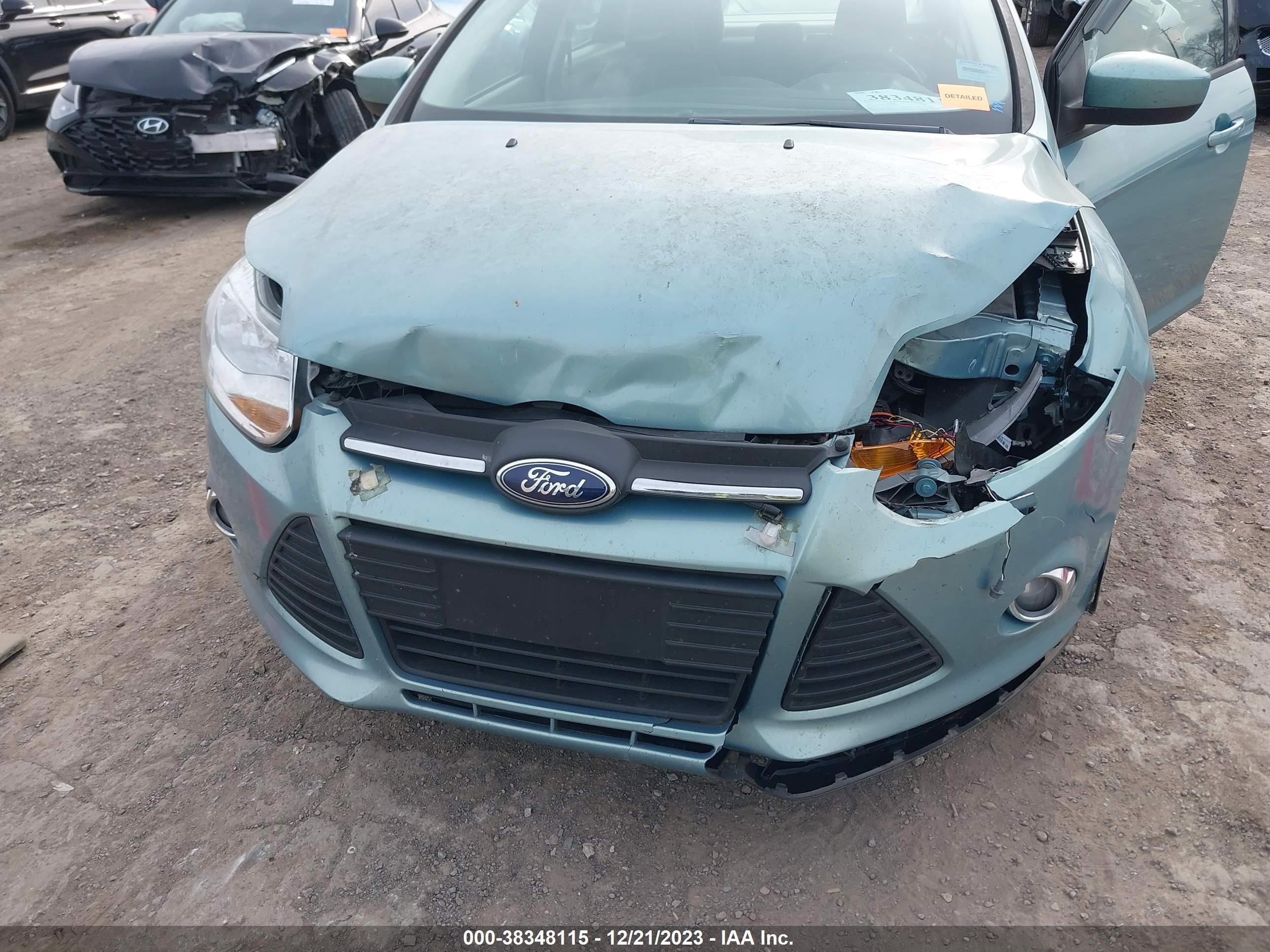 Photo 5 VIN: 1FAHP3F26CL390166 - FORD FOCUS 