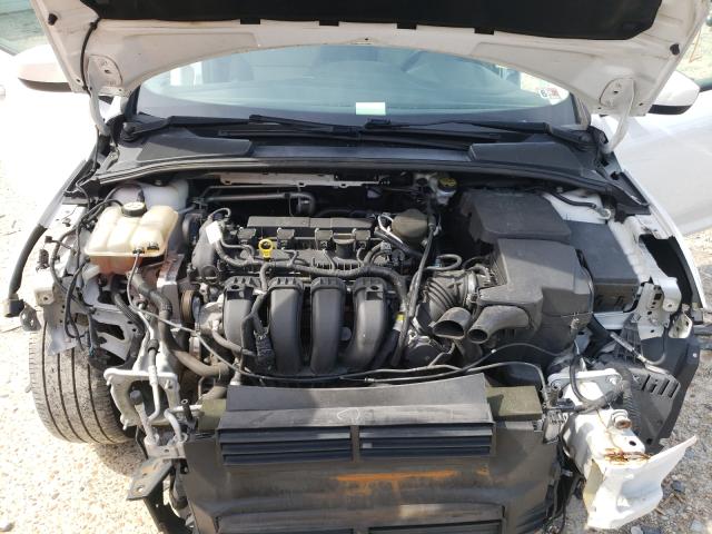 Photo 6 VIN: 1FAHP3F26CL390653 - FORD FOCUS SE 