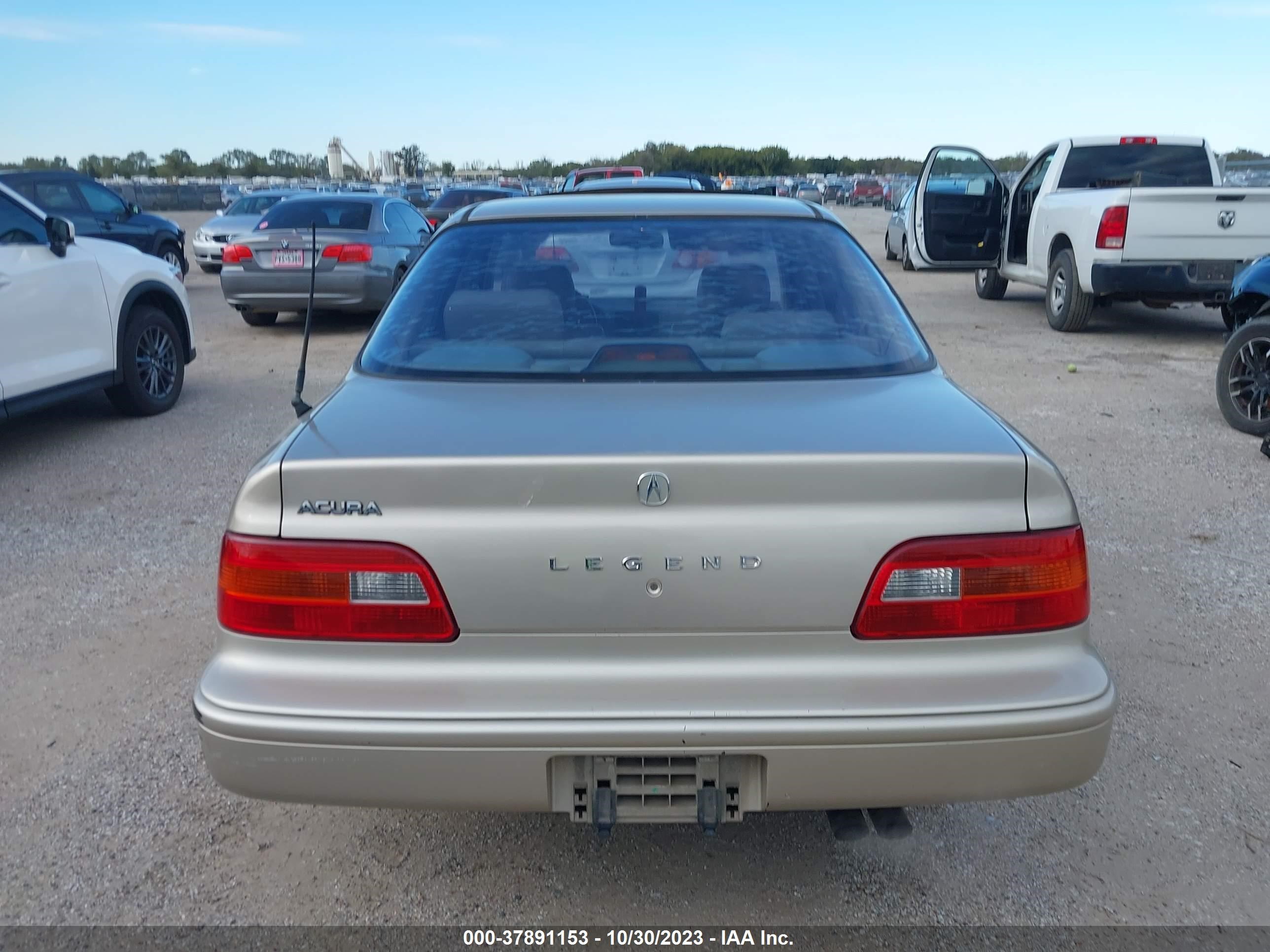 Photo 15 VIN: 1FAHP3F26CL392676 - ACURA LEGEND 