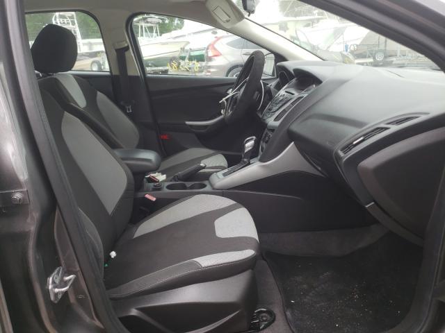 Photo 4 VIN: 1FAHP3F26CL399434 - FORD FOCUS SE 