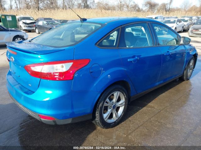 Photo 3 VIN: 1FAHP3F26CL420654 - FORD FOCUS 