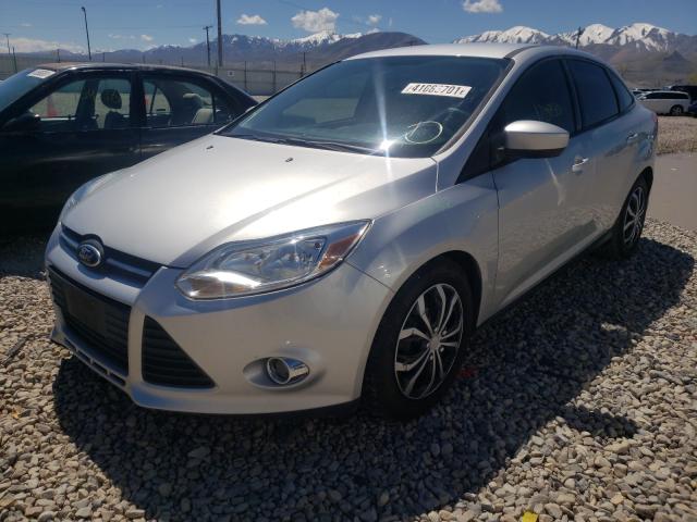 Photo 1 VIN: 1FAHP3F26CL454917 - FORD FOCUS SE 