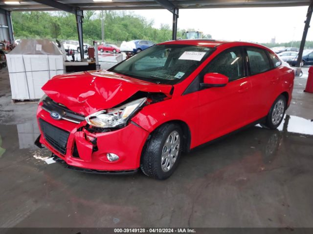 Photo 1 VIN: 1FAHP3F26CL461947 - FORD FOCUS 