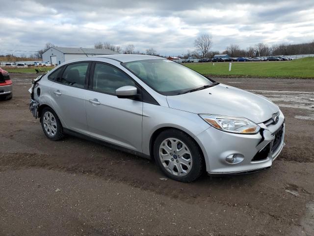 Photo 3 VIN: 1FAHP3F26CL464265 - FORD FOCUS SE 