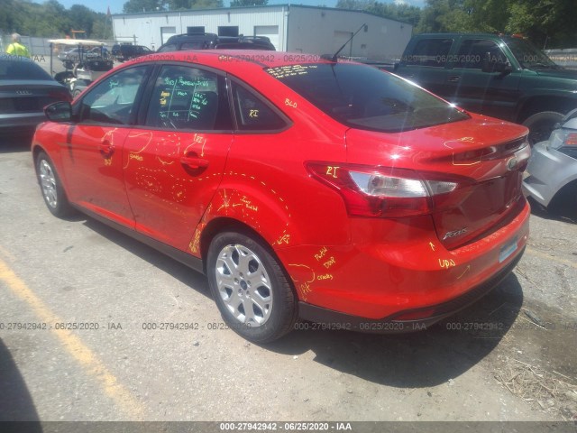 Photo 2 VIN: 1FAHP3F26CL470549 - FORD FOCUS 