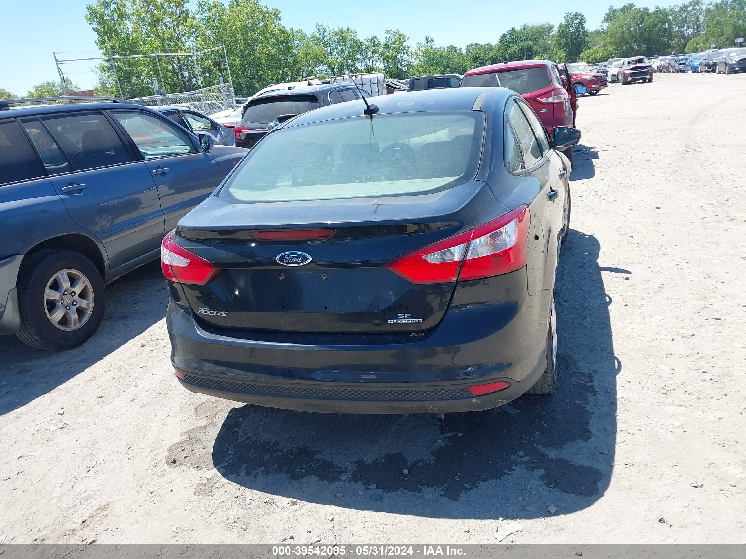 Photo 15 VIN: 1FAHP3F26CL474875 - FORD FOCUS 