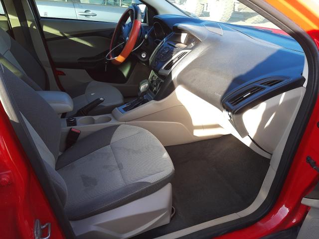 Photo 4 VIN: 1FAHP3F27CL115017 - FORD FOCUS SE 