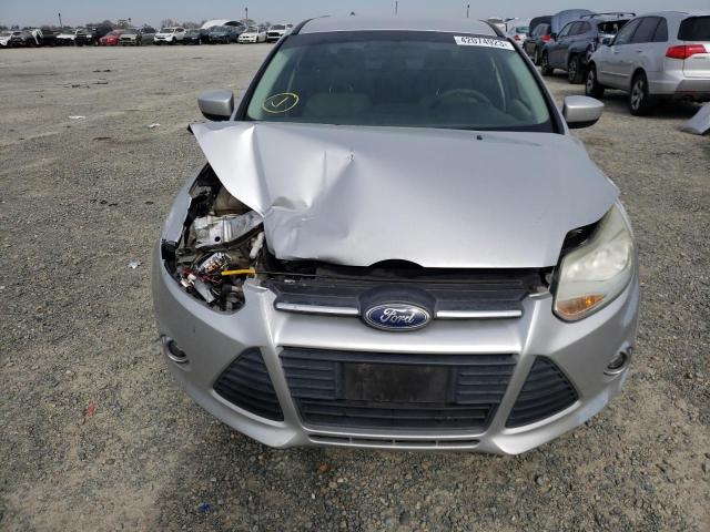 Photo 4 VIN: 1FAHP3F27CL130794 - FORD FOCUS SE 