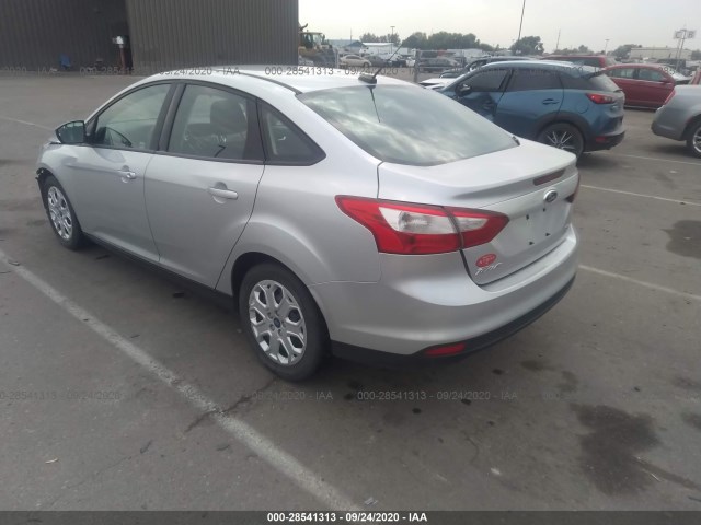 Photo 2 VIN: 1FAHP3F27CL147028 - FORD FOCUS 