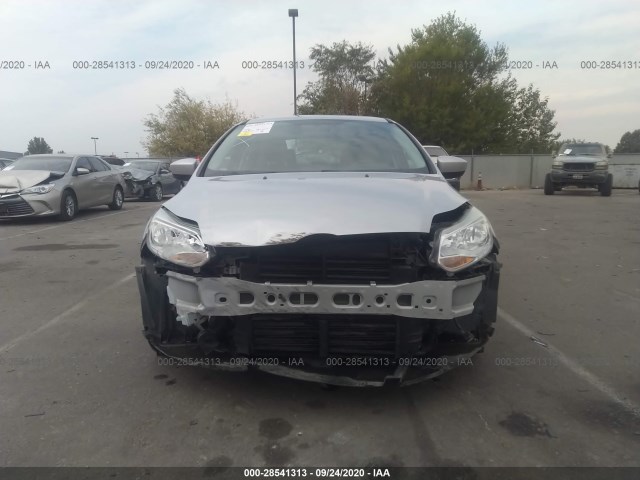 Photo 5 VIN: 1FAHP3F27CL147028 - FORD FOCUS 