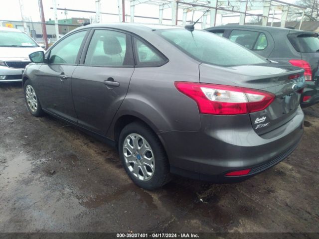 Photo 2 VIN: 1FAHP3F27CL152259 - FORD FOCUS 