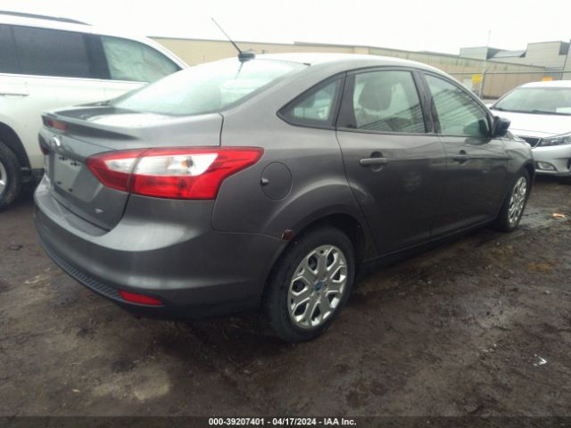 Photo 3 VIN: 1FAHP3F27CL152259 - FORD FOCUS 