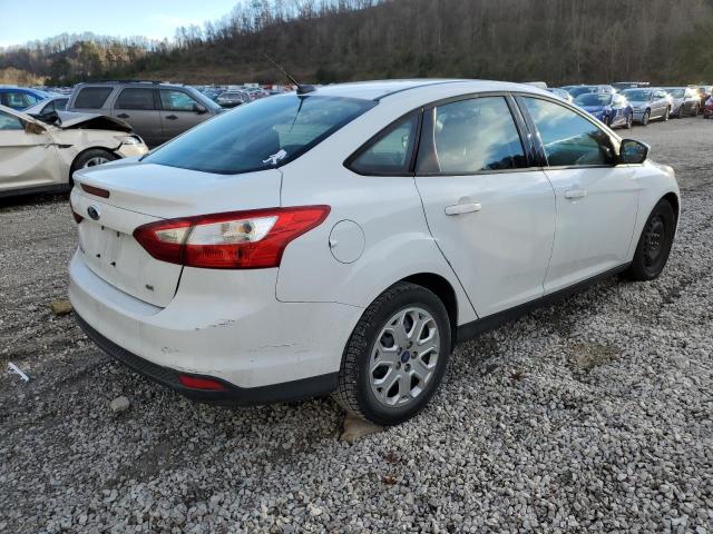 Photo 2 VIN: 1FAHP3F27CL184497 - FORD FOCUS SE 