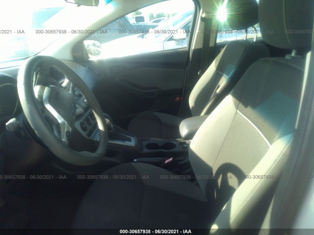 Photo 4 VIN: 1FAHP3F27CL201329 - FORD FOCUS 