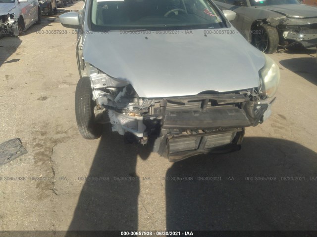 Photo 5 VIN: 1FAHP3F27CL201329 - FORD FOCUS 