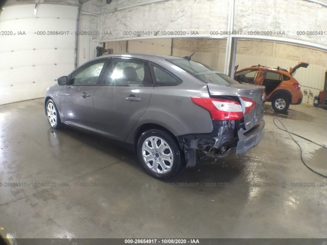 Photo 2 VIN: 1FAHP3F27CL217823 - FORD FOCUS 