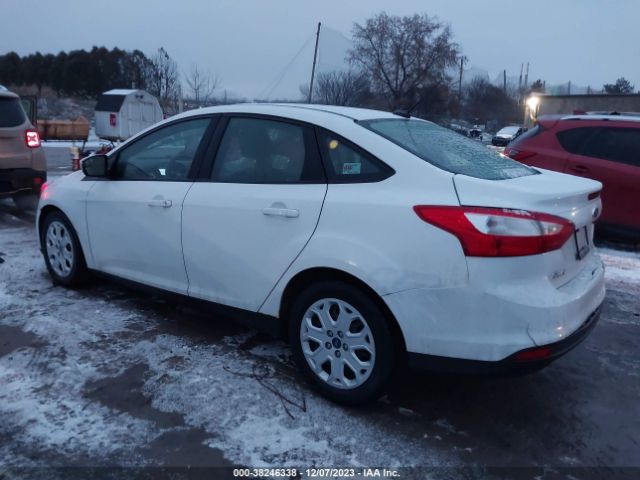 Photo 2 VIN: 1FAHP3F27CL219006 - FORD FOCUS 