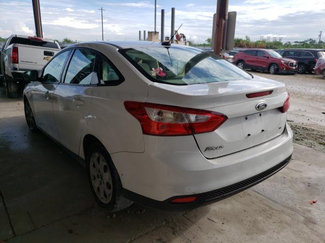 Photo 2 VIN: 1FAHP3F27CL247758 - FORD FOCUS SE 