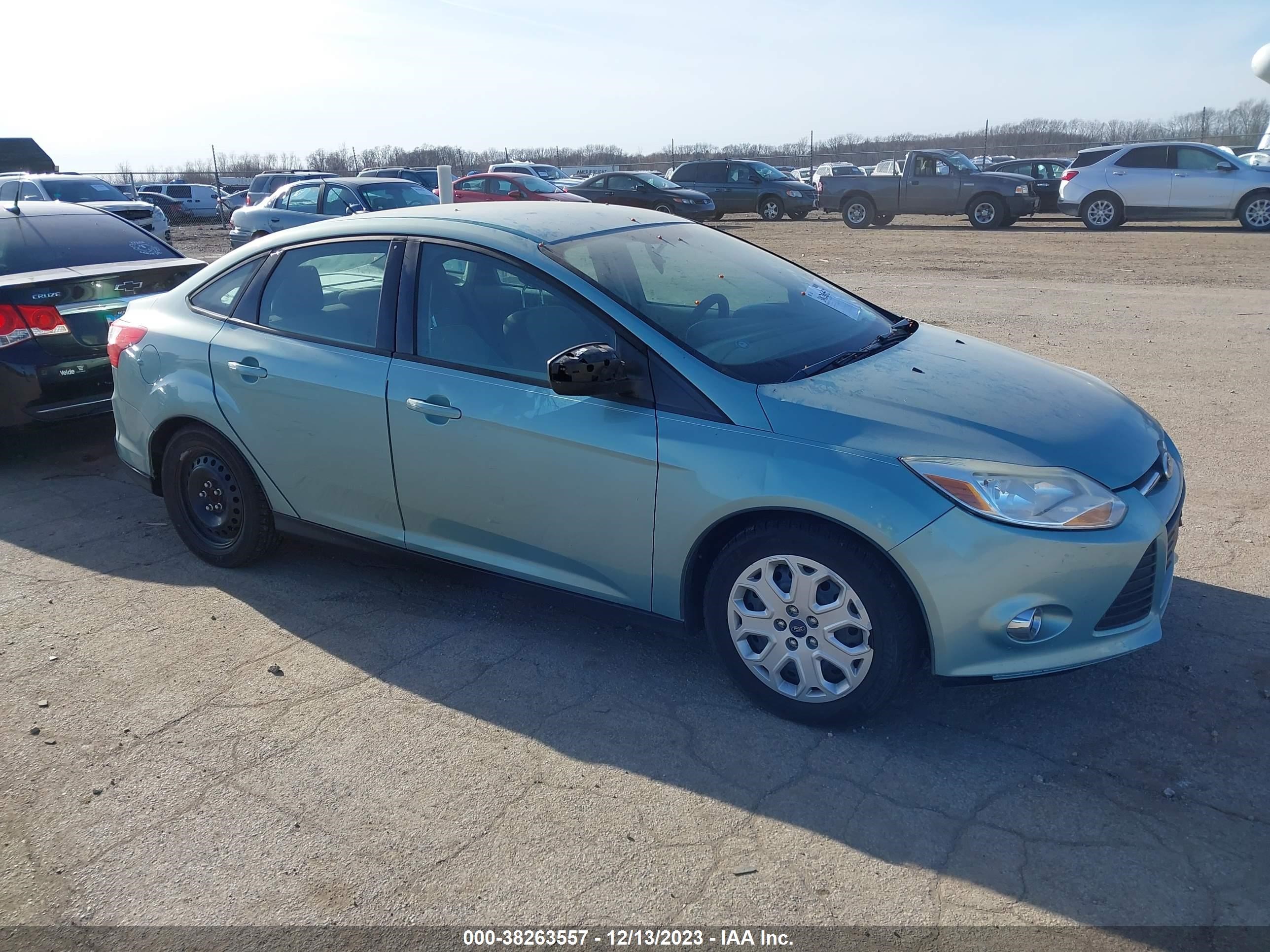 Photo 0 VIN: 1FAHP3F27CL282882 - FORD FOCUS 