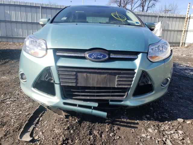 Photo 8 VIN: 1FAHP3F27CL292375 - FORD FOCUS SE 