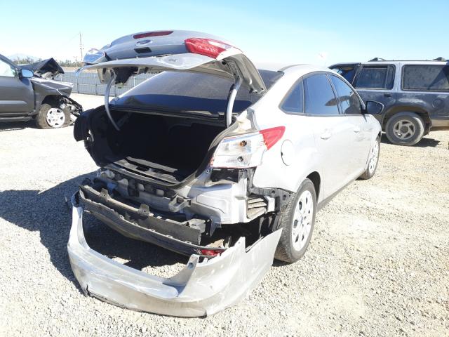 Photo 3 VIN: 1FAHP3F27CL302841 - FORD FOCUS SE 