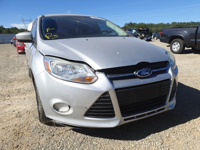 Photo 8 VIN: 1FAHP3F27CL302841 - FORD FOCUS SE 