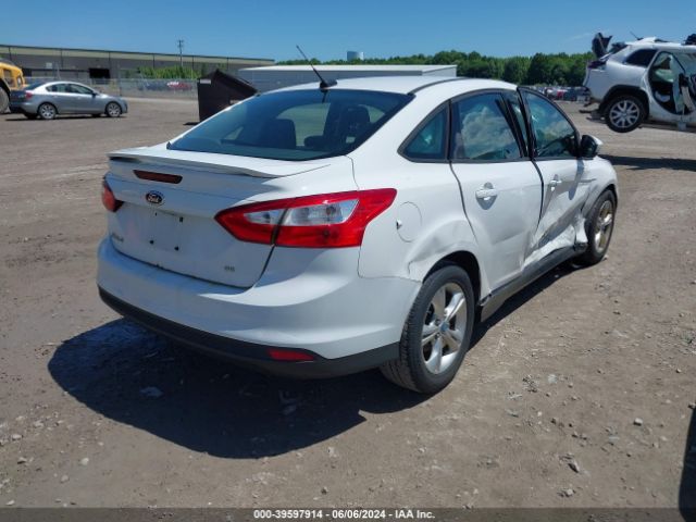 Photo 3 VIN: 1FAHP3F27CL319459 - FORD FOCUS 