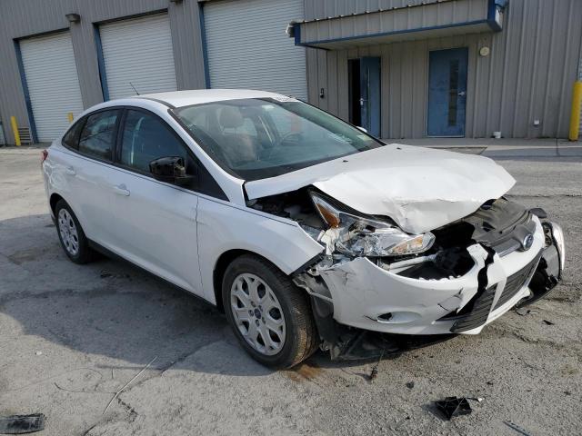 Photo 3 VIN: 1FAHP3F27CL327075 - FORD FOCUS SE 