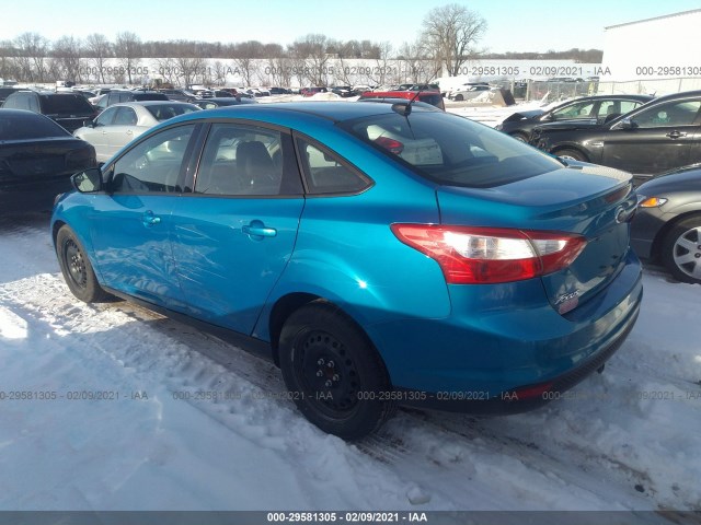 Photo 2 VIN: 1FAHP3F27CL353739 - FORD FOCUS 