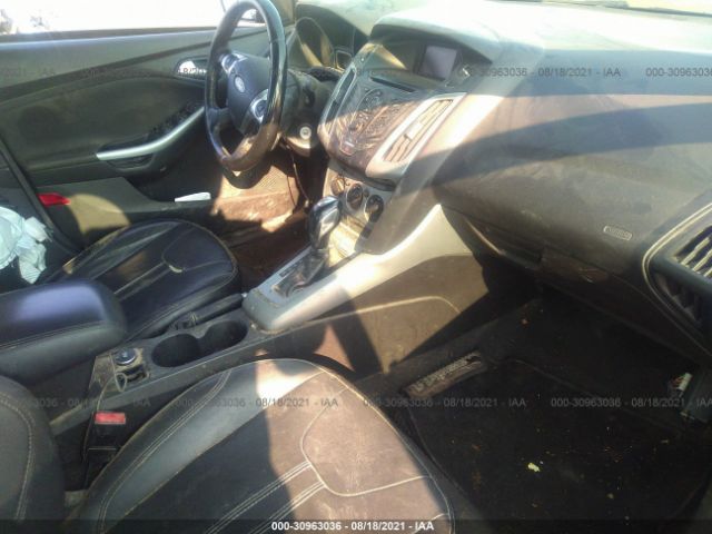 Photo 4 VIN: 1FAHP3F27CL391200 - FORD FOCUS 