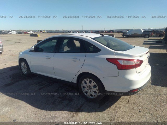 Photo 2 VIN: 1FAHP3F27CL395845 - FORD FOCUS 