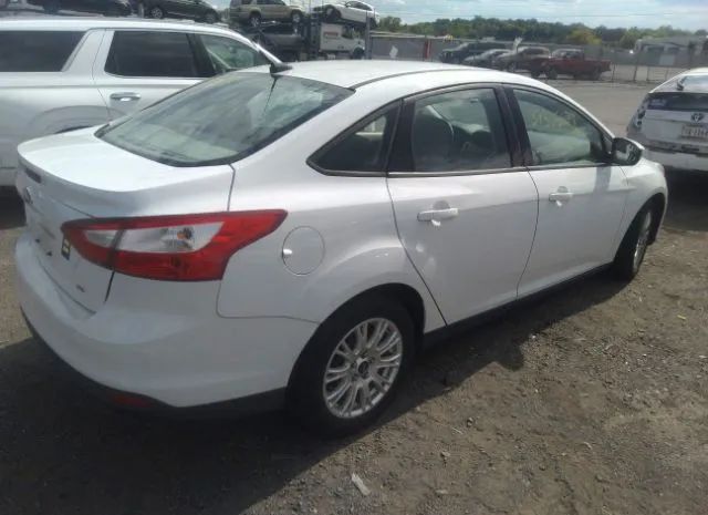 Photo 3 VIN: 1FAHP3F27CL405676 - FORD FOCUS 