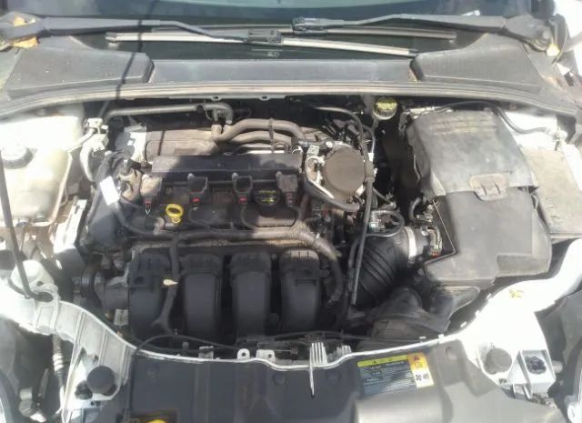 Photo 9 VIN: 1FAHP3F27CL405676 - FORD FOCUS 