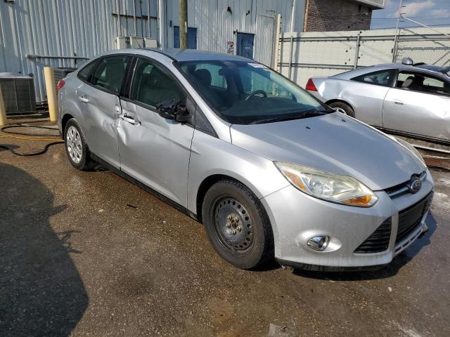 Photo 3 VIN: 1FAHP3F27CL407783 - FORD FOCUS SE 