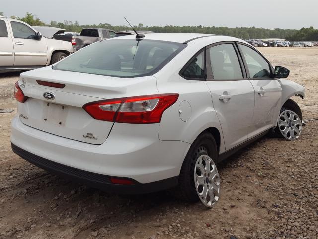 Photo 3 VIN: 1FAHP3F27CL433137 - FORD FOCUS SE 