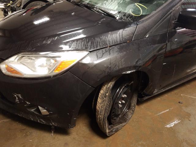 Photo 8 VIN: 1FAHP3F27CL478496 - FORD FOCUS SE 