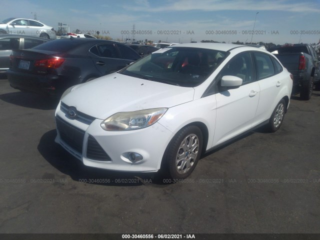 Photo 1 VIN: 1FAHP3F28CL105113 - FORD FOCUS 