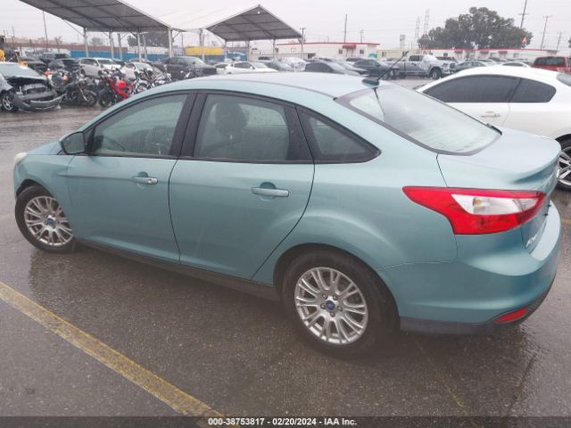 Photo 2 VIN: 1FAHP3F28CL147376 - FORD FOCUS 