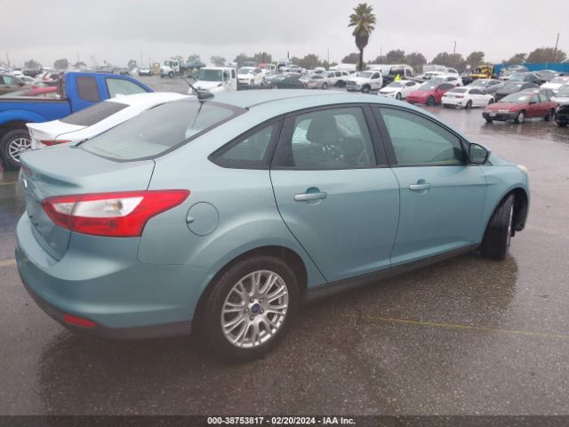 Photo 3 VIN: 1FAHP3F28CL147376 - FORD FOCUS 