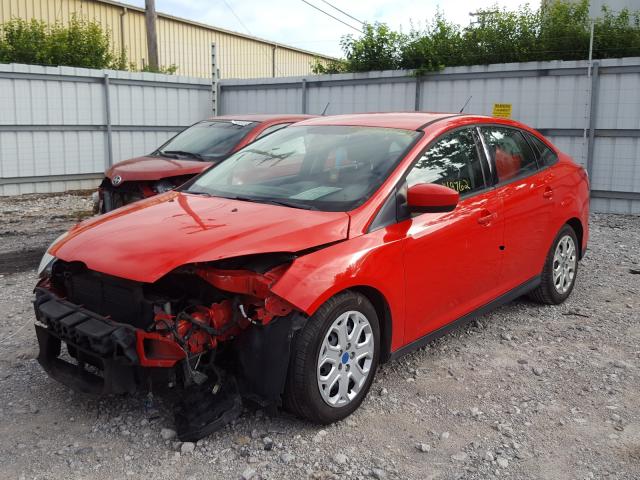 Photo 1 VIN: 1FAHP3F28CL156725 - FORD FOCUS SE 