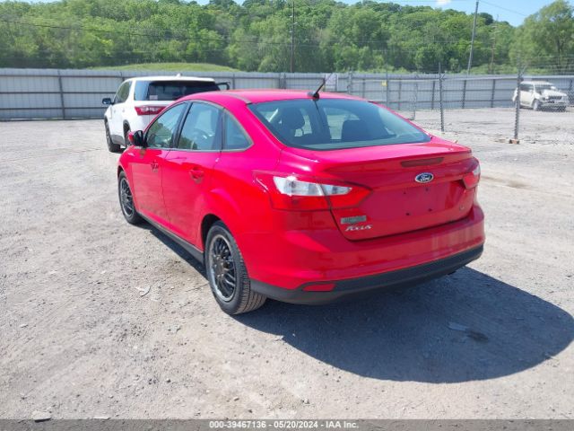 Photo 2 VIN: 1FAHP3F28CL166784 - FORD FOCUS 