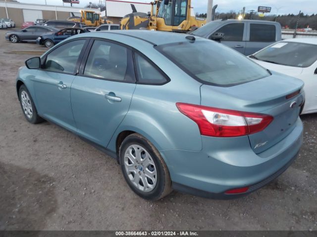 Photo 2 VIN: 1FAHP3F28CL188221 - FORD FOCUS 