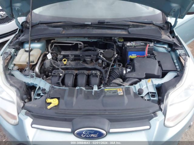 Photo 9 VIN: 1FAHP3F28CL188221 - FORD FOCUS 