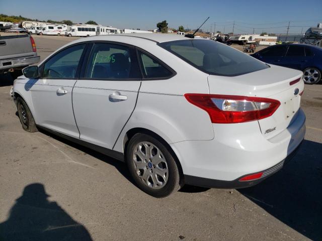 Photo 2 VIN: 1FAHP3F28CL207818 - FORD FOCUS SE 