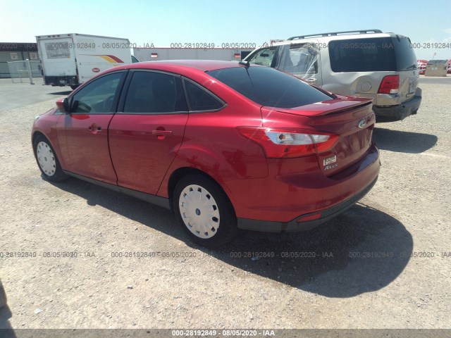 Photo 2 VIN: 1FAHP3F28CL210251 - FORD FOCUS 