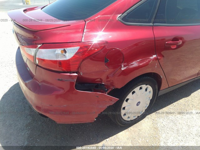 Photo 5 VIN: 1FAHP3F28CL210251 - FORD FOCUS 