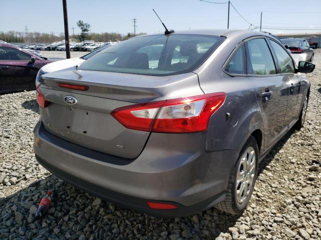 Photo 3 VIN: 1FAHP3F28CL217443 - FORD FOCUS SE 